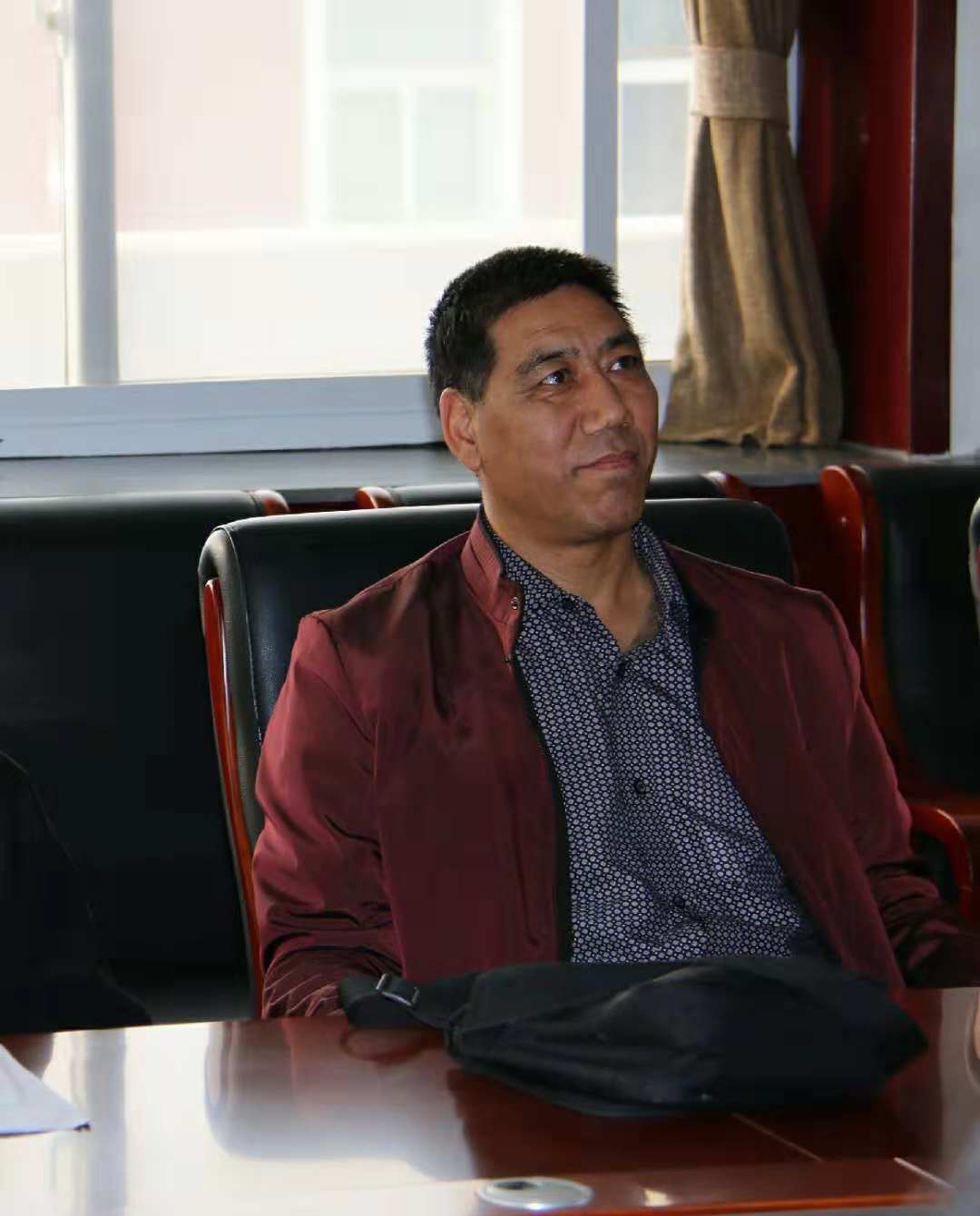 人文学院成功举办从古文献学视角解读金石录后序研究生学术沙龙